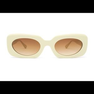 Apercu Alyssa sunglasses in Bone